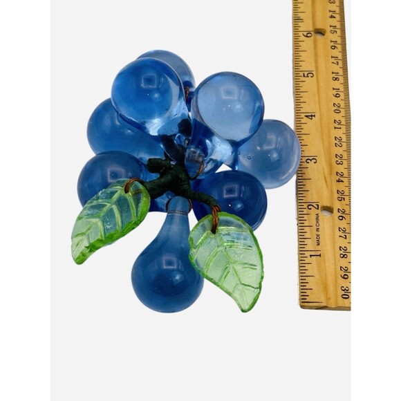 Vintage Hand Blown Art Glass Cobalt Blue 7 Grapes Cluster 2 Glass Leaves - Picture 4 of 7